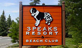 Wood Signs - 3 Peaks Resort